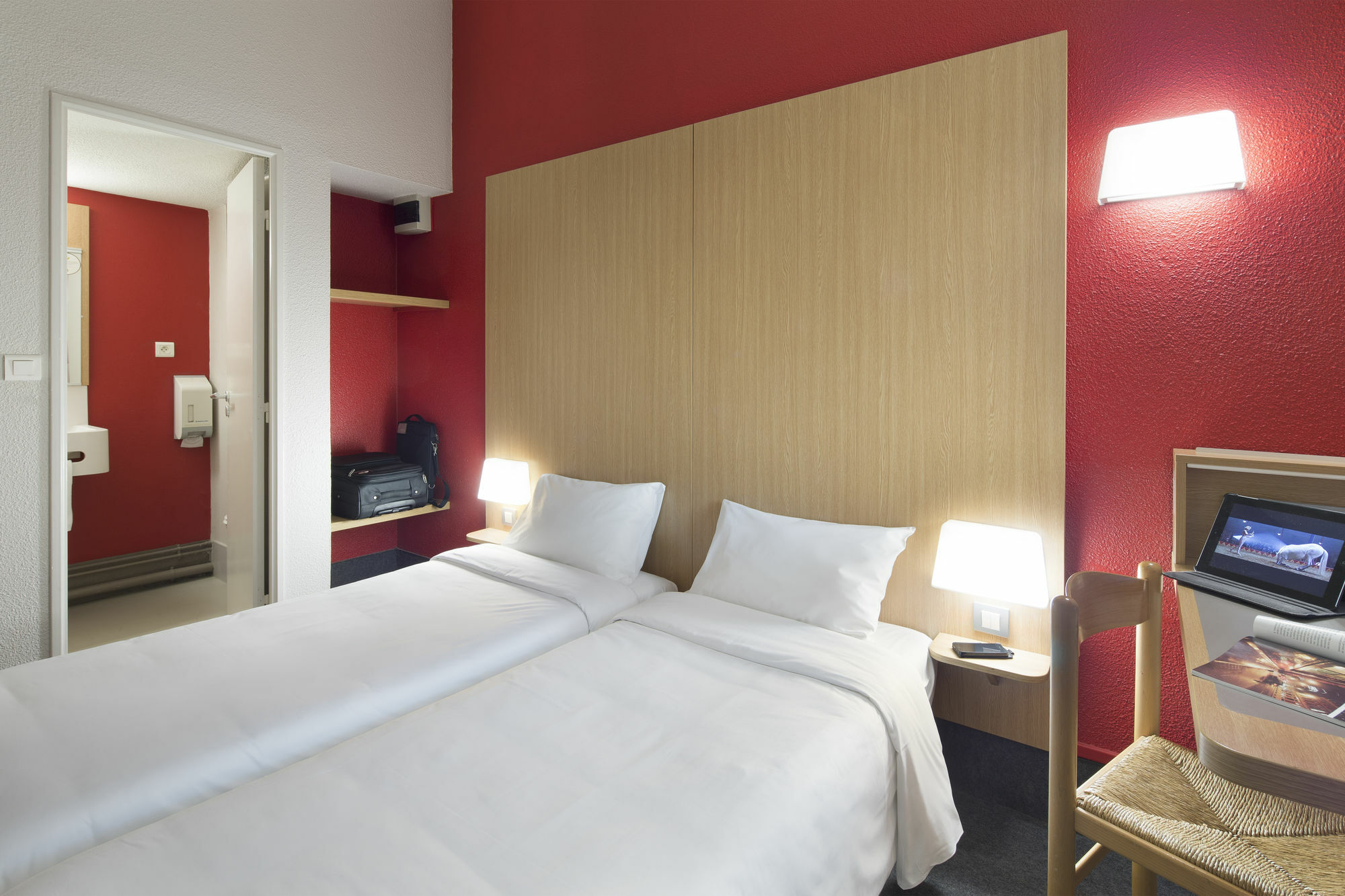 B&B Hotel Quimper Nord Douarnenez Екстер'єр фото